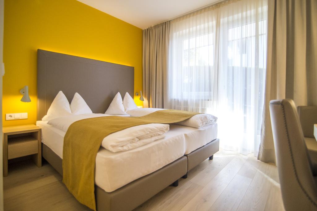 Garni Hotel Kessler Tirolo Exterior foto